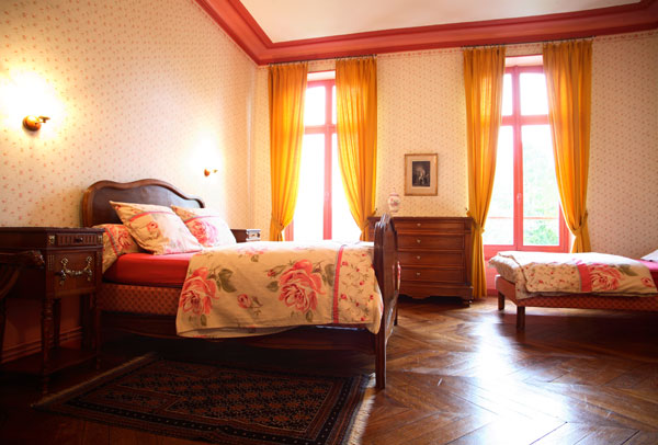 Zimmer Gastgeber G�stezimmer und Ferienwohnung La Villa des Pr�s